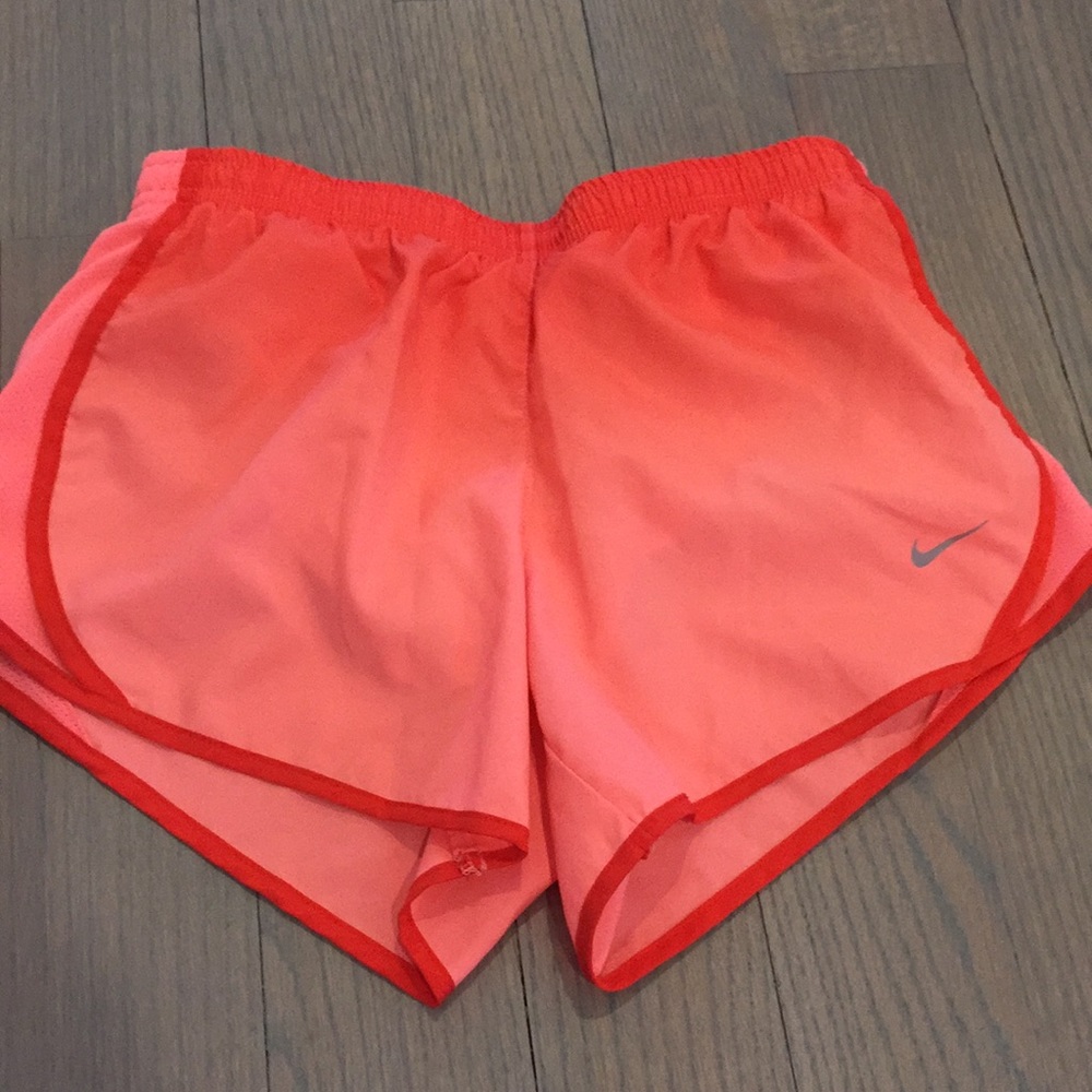 Nike Ombre girls running shorts